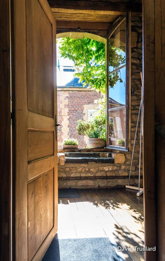 Suite Mana Ohana - Luxe Et Authenticite A 2 Pas De La Place Ducale Avec Parking Prive Charleville-Mézières Exteriör bild