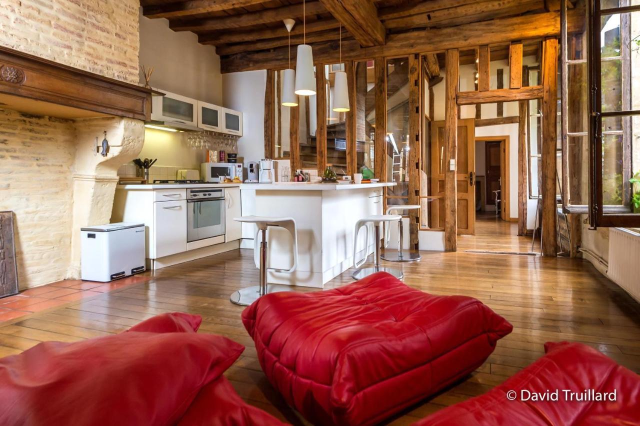 Suite Mana Ohana - Luxe Et Authenticite A 2 Pas De La Place Ducale Avec Parking Prive Charleville-Mézières Exteriör bild