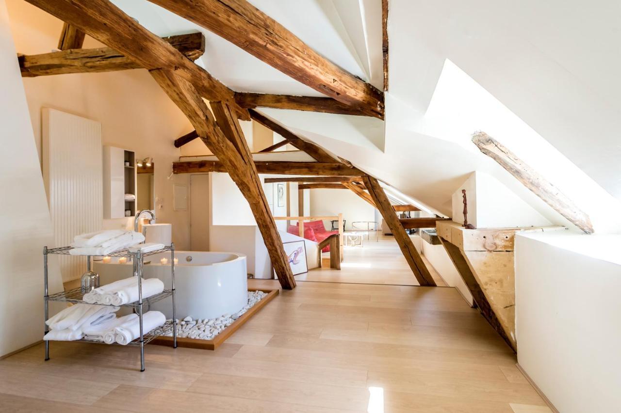 Suite Mana Ohana - Luxe Et Authenticite A 2 Pas De La Place Ducale Avec Parking Prive Charleville-Mézières Exteriör bild