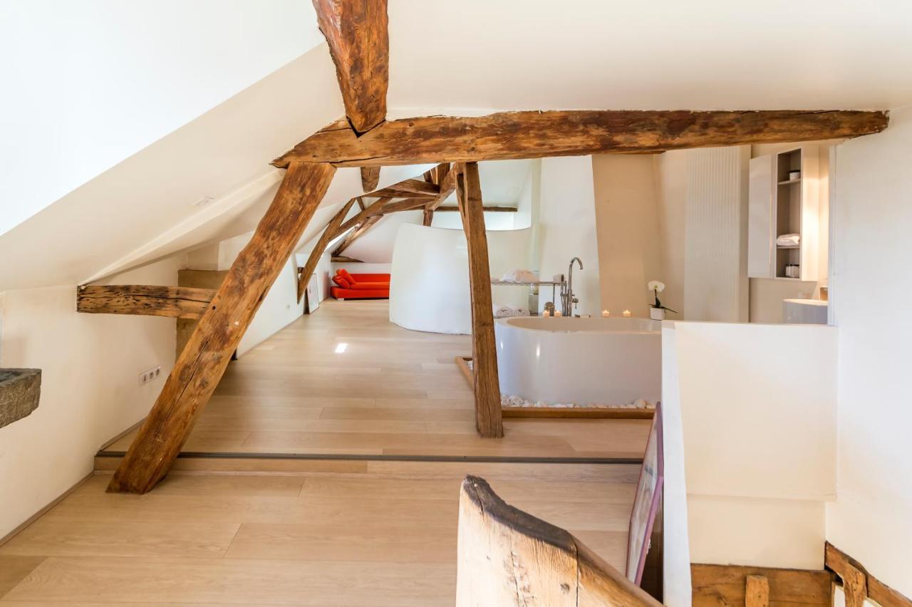 Suite Mana Ohana - Luxe Et Authenticite A 2 Pas De La Place Ducale Avec Parking Prive Charleville-Mézières Exteriör bild